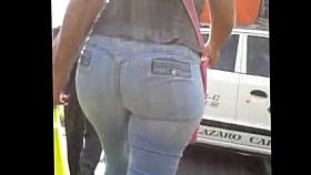 CHAPARRITA BIEN NALGONA