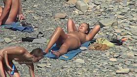 Spy Vids Of Beautiful Young Nudist Girls Naked In The Sea
