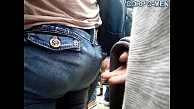 TOUCH-TOUCH this mom has a big ass