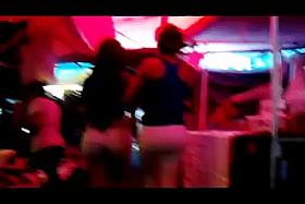 Piernuda Nalgona En Shortsito