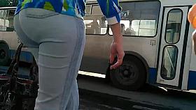 HIPS nalgona LADY IN THE HUNDRED CLUB HERE