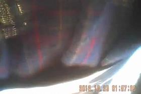 Bajo falda colegiala 5