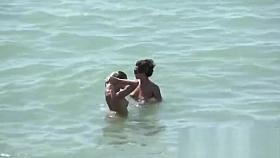 sexy girls i saw some tlme ago. enjoy!!!! they are so hot