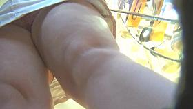 Upskirt Voyeur Huge Ass girl