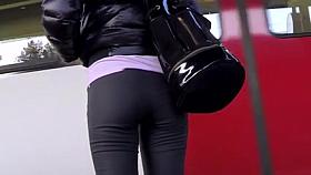 Candid - Teen Ass In Tight Pants At The Train Station