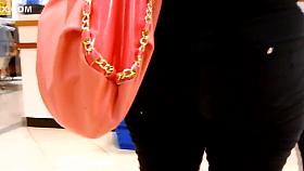 Nalguitas haciendo fila