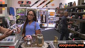 Amateur babe in glasses desperately needs money gets banged