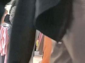 Delicious candid street booty in a pair of white pants