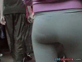 Sexy gazoo in leggins