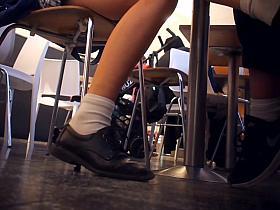 sexy schoolgirl upskirt