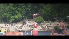 Exhib at the public beach