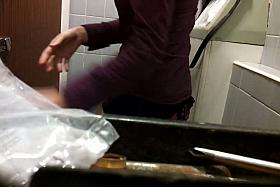 Slim teen cleaned the nub and put on tightest jeans