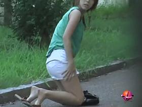 Hot Asian with no panties on got sharked in the park