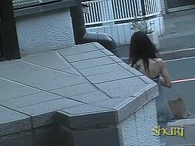 Skinny inexperienced little tramp loses her top during instant sharking adventure