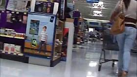 Sexy milf ass walking