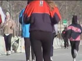 Marathoners are shaking their tight candid booties 08j