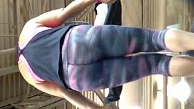 Latina mami working her ass!