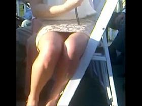 Espiando Entre sus #Piernas