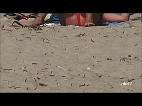 RED BIKINI OPEN LEGS !!!!