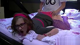 Chatte en Feu et Bouche Grande ouverte (amateur)