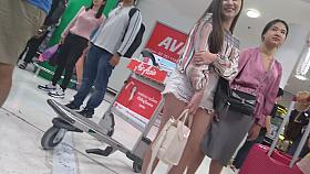 Hidden Beautiful thai girl