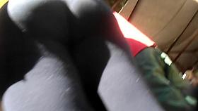 Balzaca do pandeiro enorme de legging preto transparente